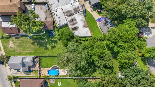 1950 Vermont Street, Blue Island, IL 60406