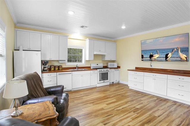 935 Bagdad Road, Westlake, LA 70669