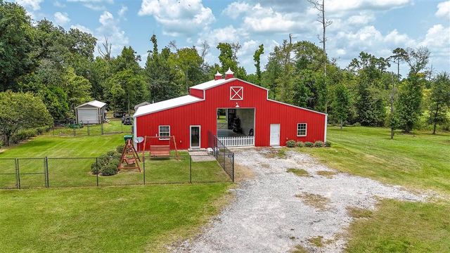935 Bagdad Road, Westlake, LA 70669