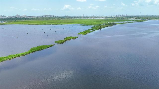 935 Bagdad Road, Westlake, LA 70669