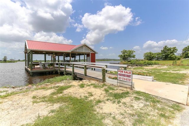 935 Bagdad Road, Westlake, LA 70669