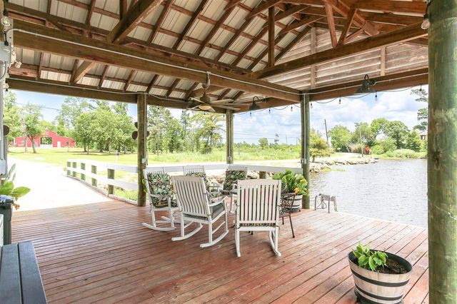 935 Bagdad Road, Westlake, LA 70669