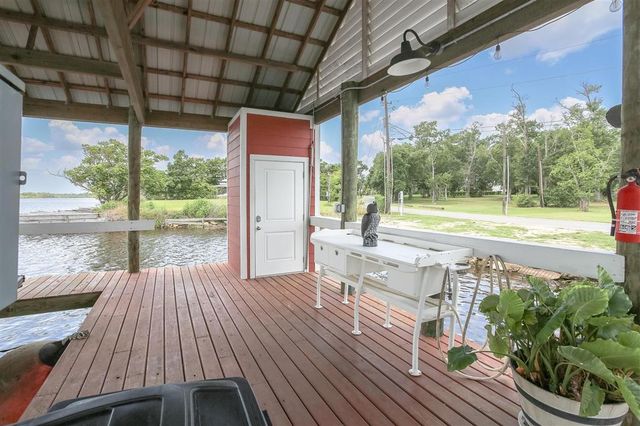 935 Bagdad Road, Westlake, LA 70669