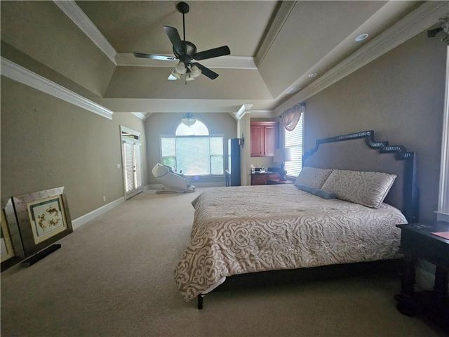 930 Chateau Forest Road, Hoschton, GA 30548