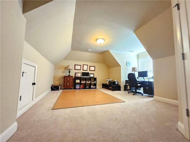 930 Chateau Forest Road, Hoschton, GA 30548