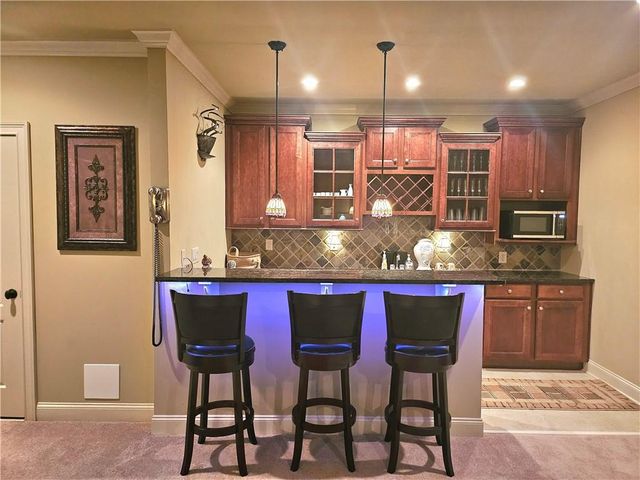 930 Chateau Forest Road, Hoschton, GA 30548