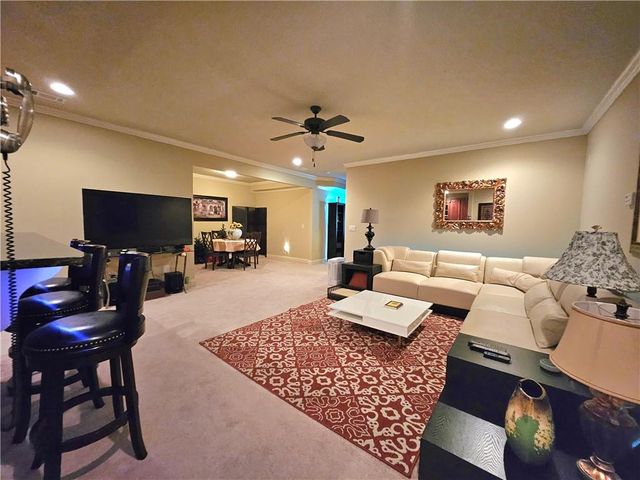 930 Chateau Forest Road, Hoschton, GA 30548