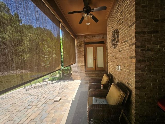 930 Chateau Forest Road, Hoschton, GA 30548