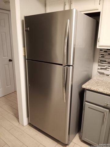 8408 Echo Creek, San Antonio, TX 78240