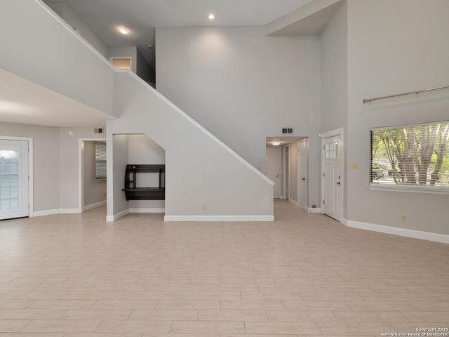 8408 Echo Creek, San Antonio, TX 78240