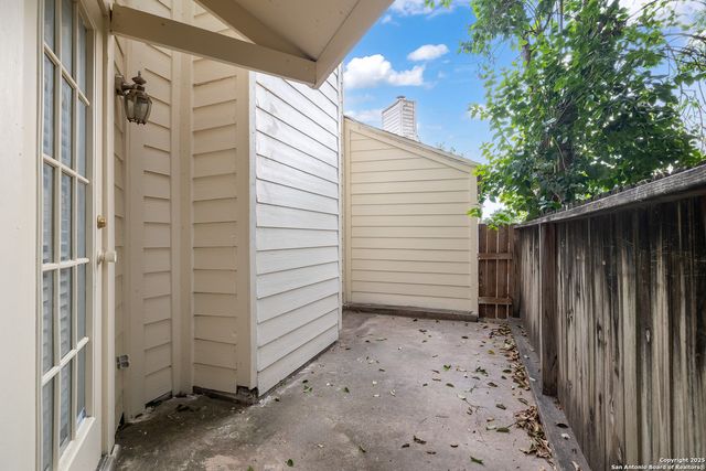 8408 Echo Creek, San Antonio, TX 78240