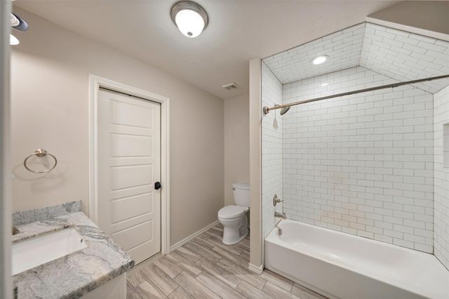 5345 Deep Forest Trail, Navasota, TX 77868