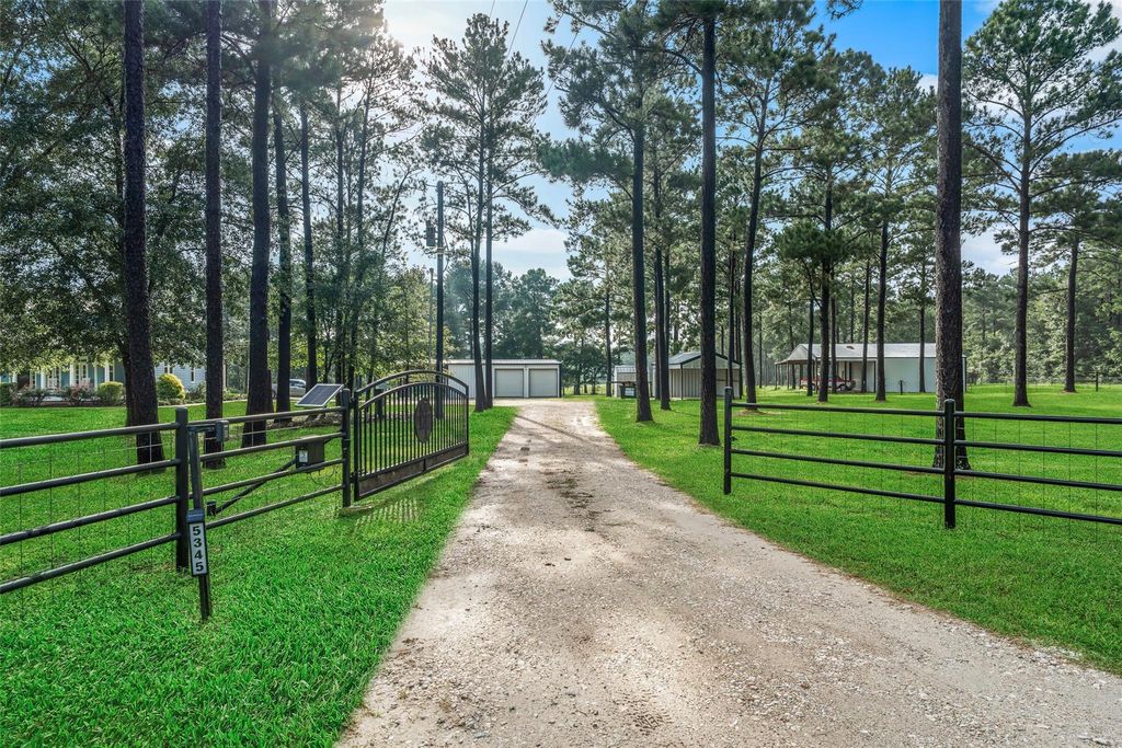 5345 Deep Forest Trail, Navasota, TX 77868