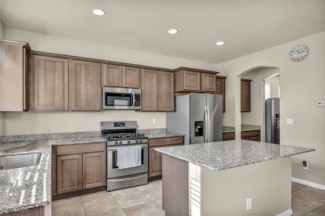 5336 Mountain Garland Lane, North Las Vegas, NV 89081