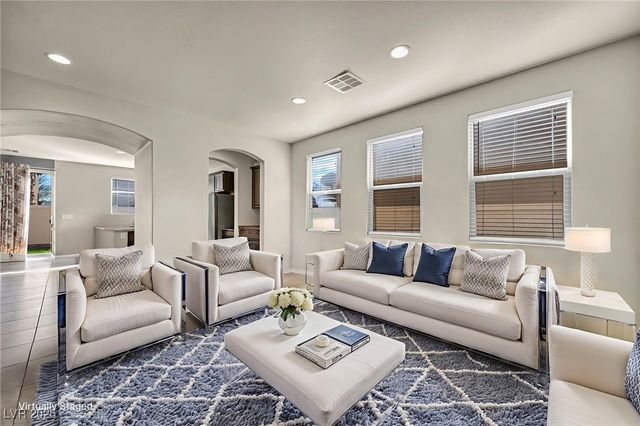 5336 Mountain Garland Lane, North Las Vegas, NV 89081