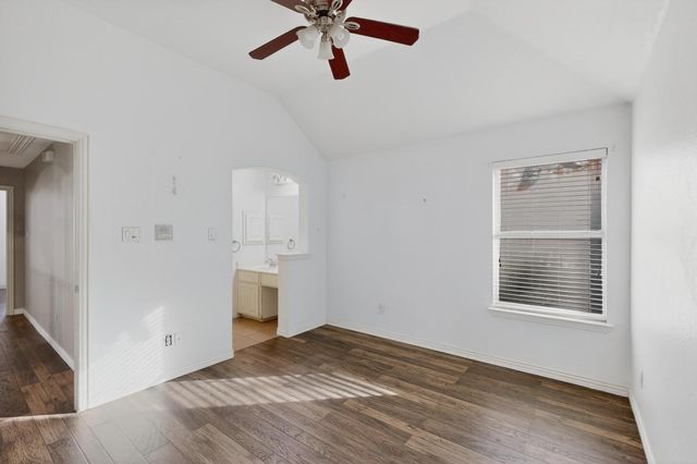 2260 Bald Eagle Way, Grand Prairie, TX 75052