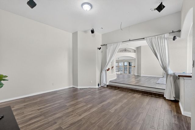 2260 Bald Eagle Way, Grand Prairie, TX 75052