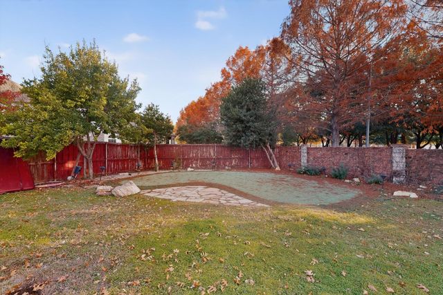 2260 Bald Eagle Way, Grand Prairie, TX 75052