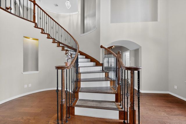 2260 Bald Eagle Way, Grand Prairie, TX 75052