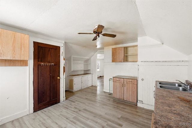 5306 South Salina Street, Syracuse, NY 13205