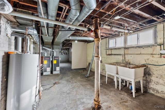 5306 South Salina Street, Syracuse, NY 13205