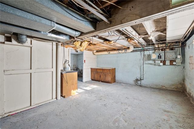 5306 South Salina Street, Syracuse, NY 13205