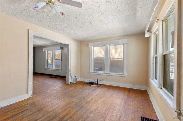 5306 South Salina Street, Syracuse, NY 13205