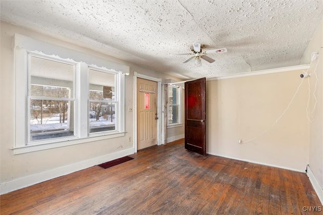 5306 South Salina Street, Syracuse, NY 13205