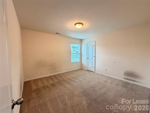 6562 Paw Village Road, Charlotte, NC 28214