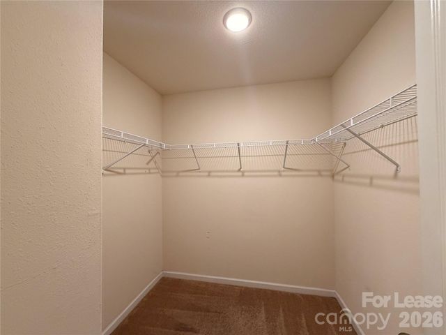 6562 Paw Village Road, Charlotte, NC 28214
