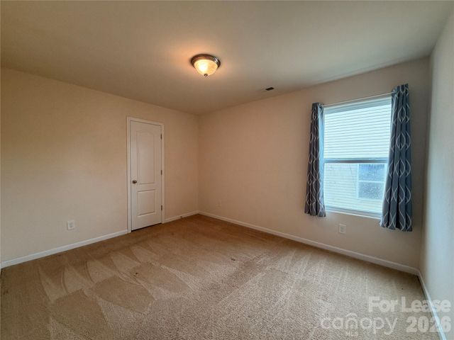 6562 Paw Village Road, Charlotte, NC 28214