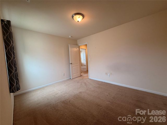 6562 Paw Village Road, Charlotte, NC 28214