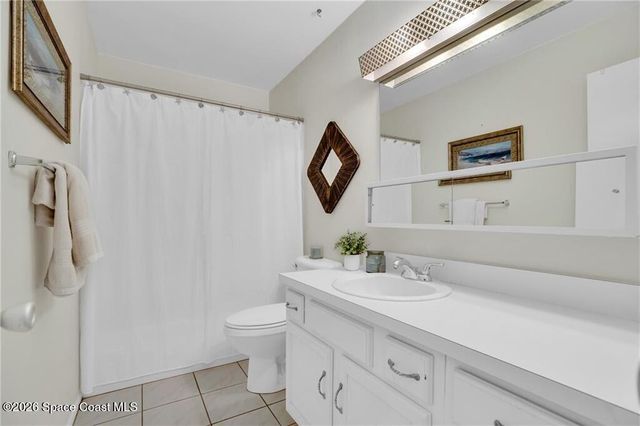 17 Vista Palm Lane 201, Vero Beach, FL 32962