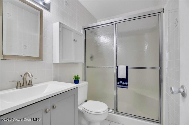 17 Vista Palm Lane 201, Vero Beach, FL 32962