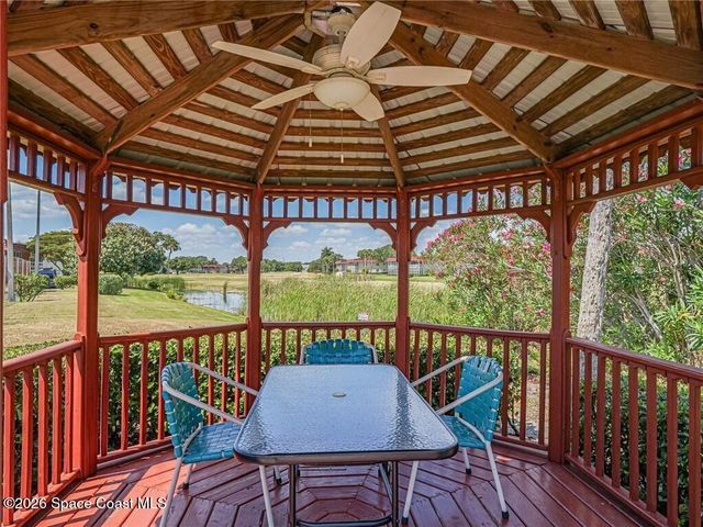 17 Vista Palm Lane 201, Vero Beach, FL 32962