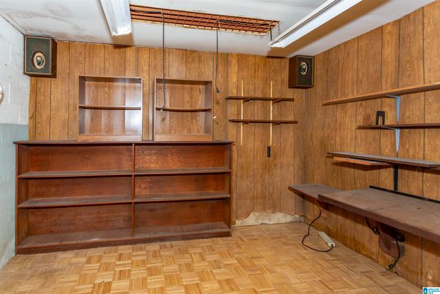 1218 BUNCHIE STREET, Hueytown, AL 35023