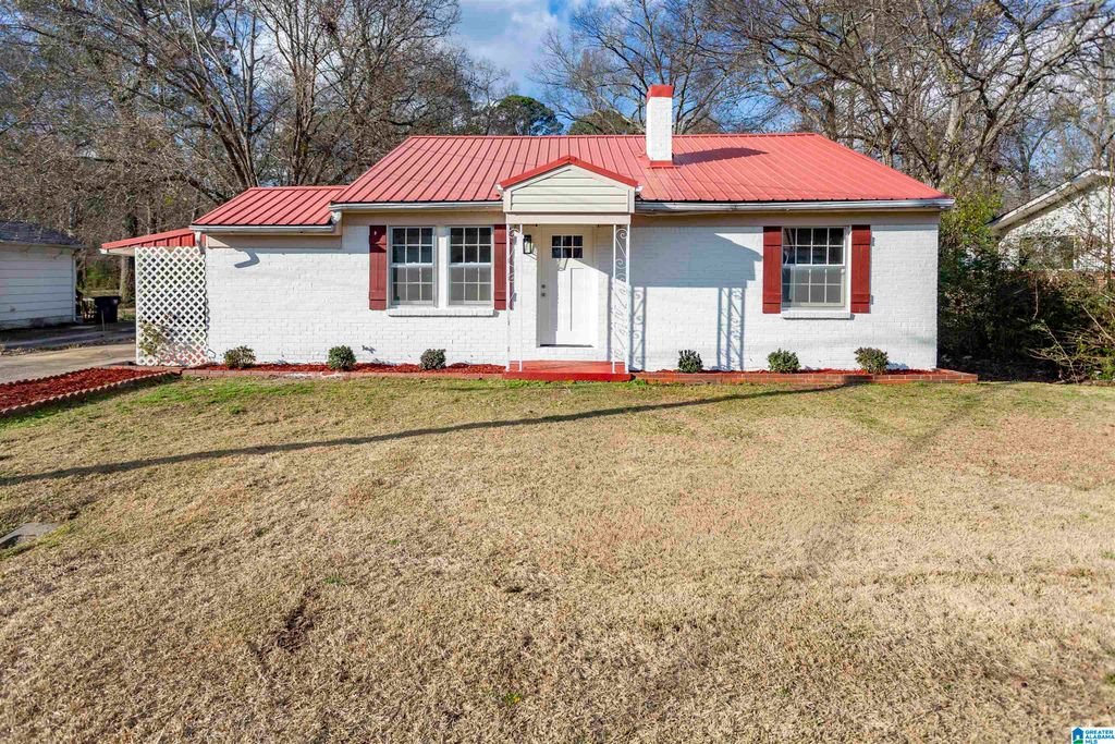 1218 BUNCHIE STREET, Hueytown, AL 35023