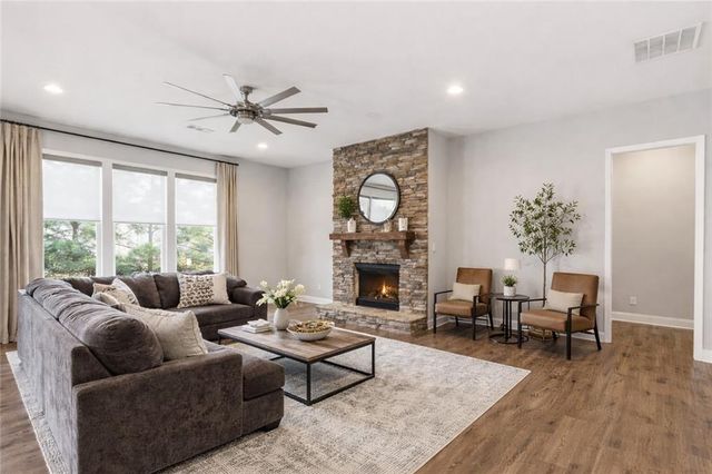 3813 Whithorn Way, Kennesaw, GA 30152