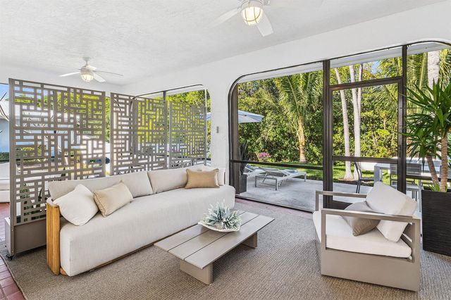 48 Harbour Drive N, Ocean Ridge, FL 33435