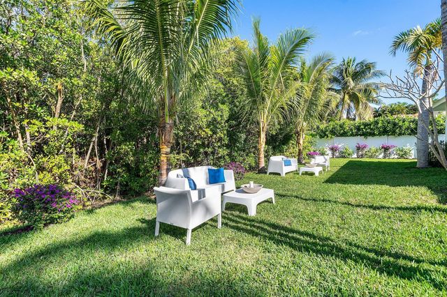 48 Harbour Drive N, Ocean Ridge, FL 33435