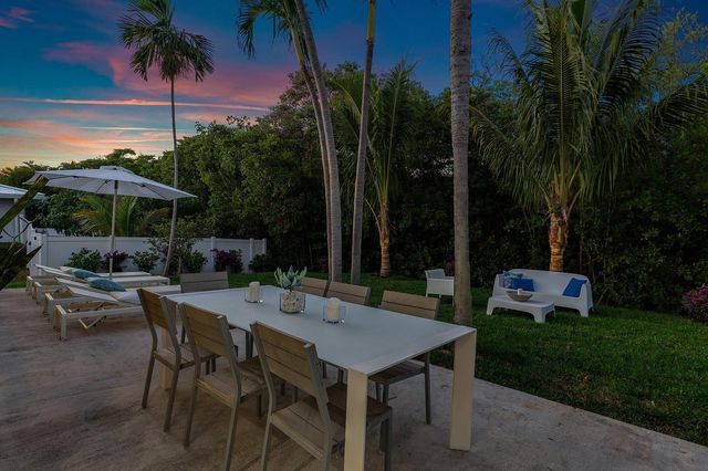 48 Harbour Drive N, Ocean Ridge, FL 33435