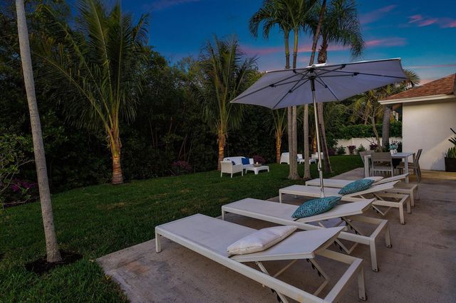 48 Harbour Drive N, Ocean Ridge, FL 33435