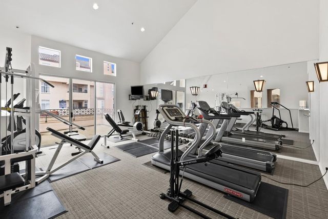 1999 Ofarrell Street, San Mateo, CA 94403