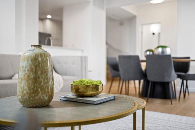 1999 Ofarrell Street, San Mateo, CA 94403