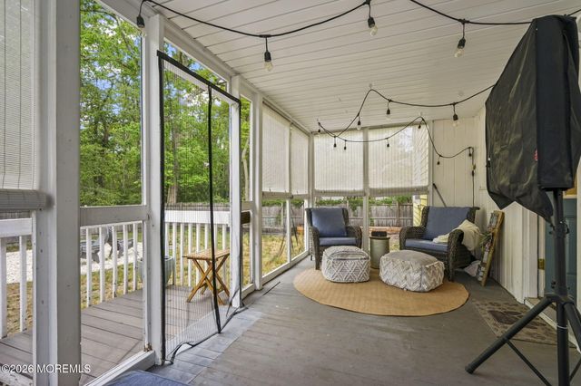 352 Leeward Avenue, Beachwood, NJ 08722