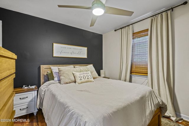 352 Leeward Avenue, Beachwood, NJ 08722