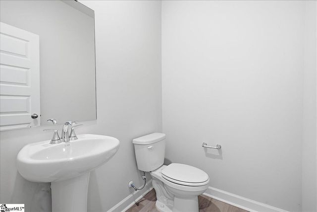 910 Rising Oak Court, Spartanburg, SC 29301
