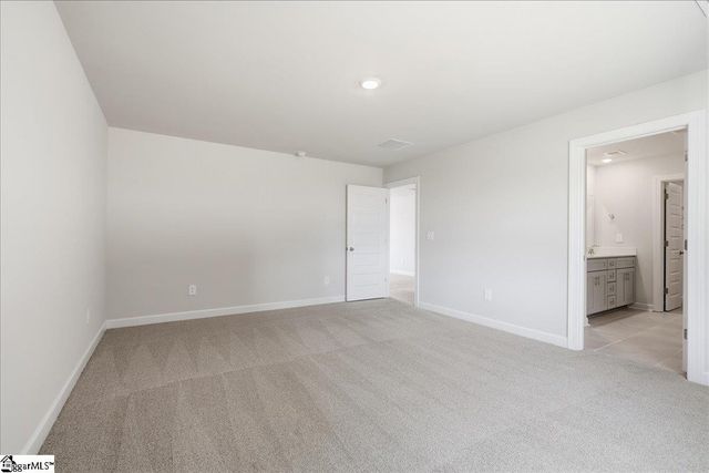 910 Rising Oak Court, Spartanburg, SC 29301