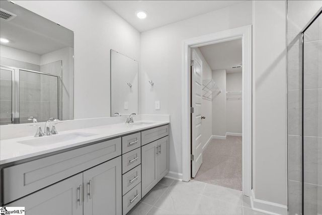 910 Rising Oak Court, Spartanburg, SC 29301
