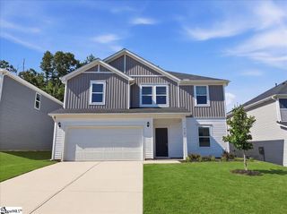 910 Rising Oak Court, Spartanburg, SC 29301
